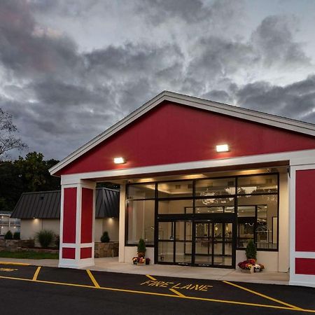 ホテル Ramada By Wyndham Hartford North - Bradley Airport ウィンザー・ロックス エクステリア 写真