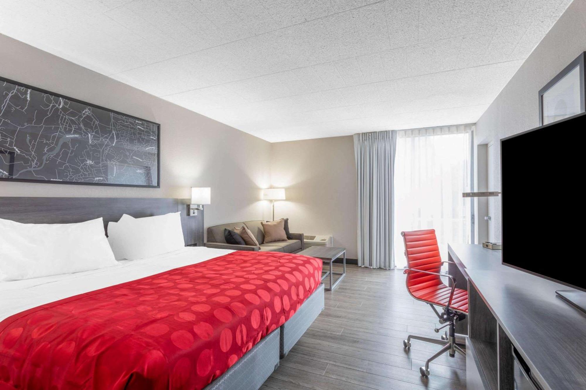 ホテル Ramada By Wyndham Hartford North - Bradley Airport ウィンザー・ロックス 部屋 写真